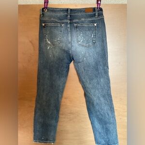 Judy Blue Women's Medium Blue Boyfriend Jeans with Distressed Speckle